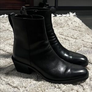 Steve Madden Richie Black Leather Boots